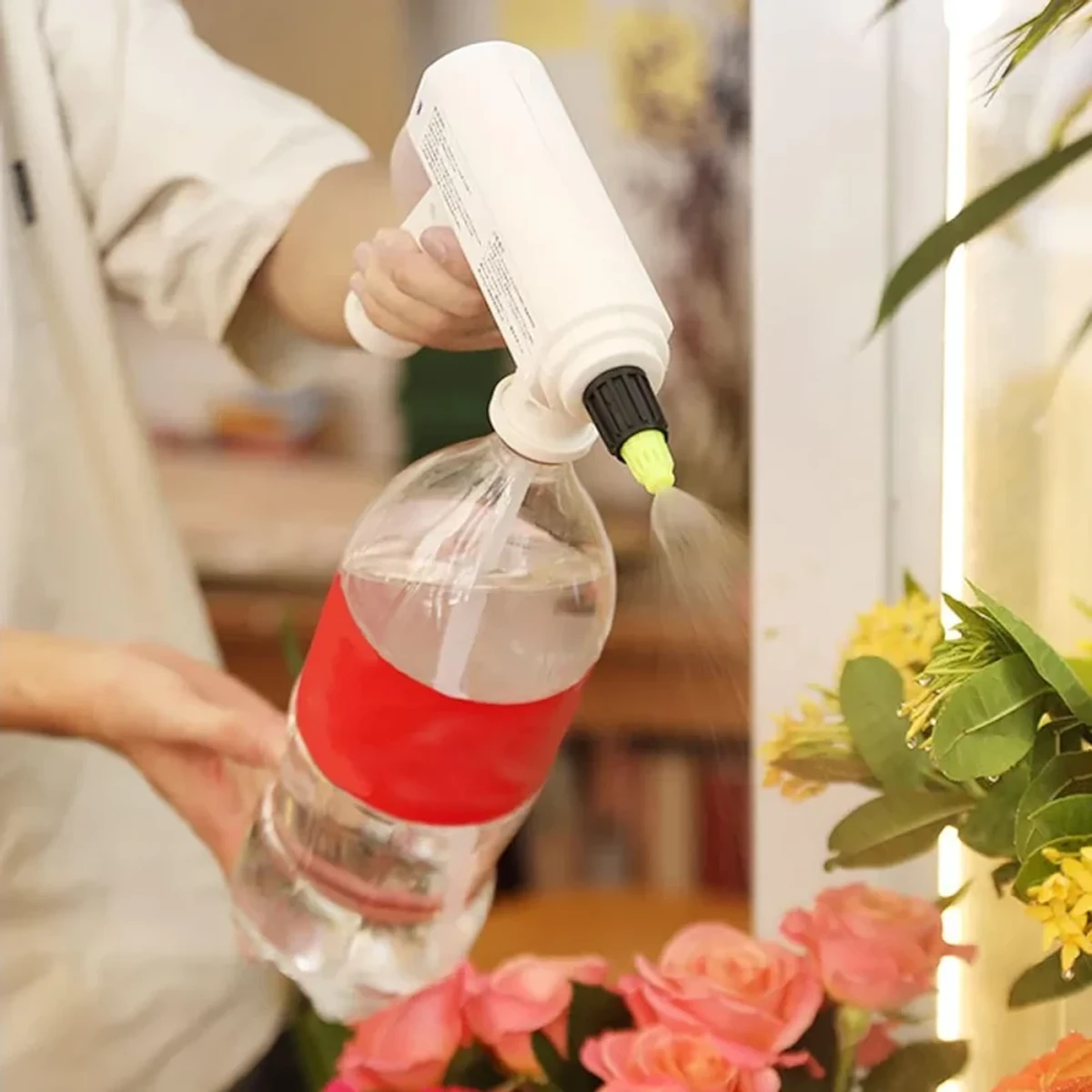 Rechargeable Electric Plant Spray Bottle Watering Can Automatic Watering Fogger USB Sanitizing Sprayer