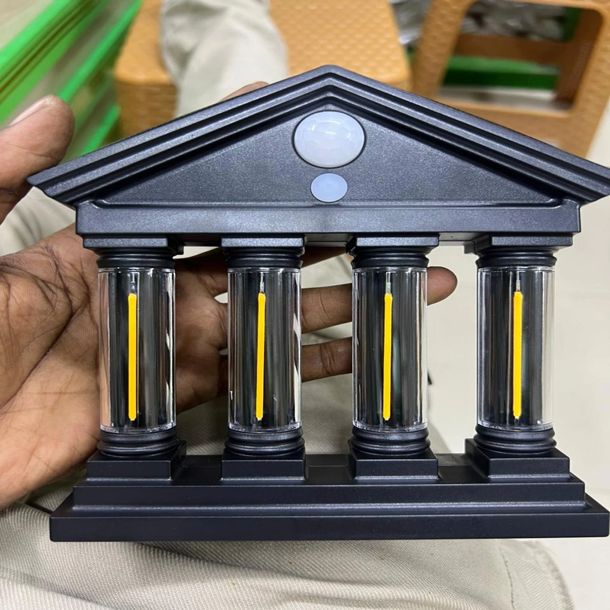 MOTION SENSOR SOLAR LIGHT